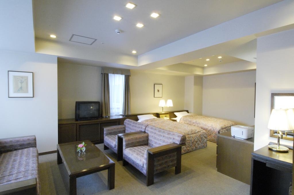 Karuizawakurabu Hotel 1130 Hewitt Resort Tsumagoi Esterno foto